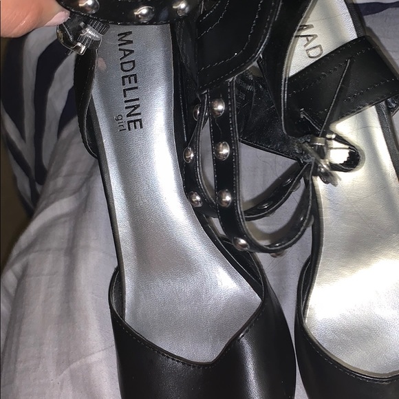 Edgy heels - Picture 2 of 3